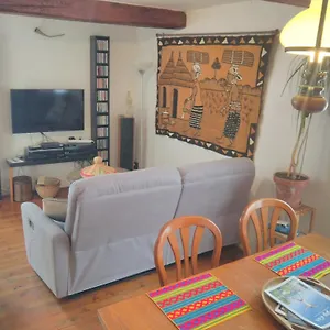 Appartement Romans-sur-isère, Maison De Rue En Centre Ancien, Romans-sur-Isère