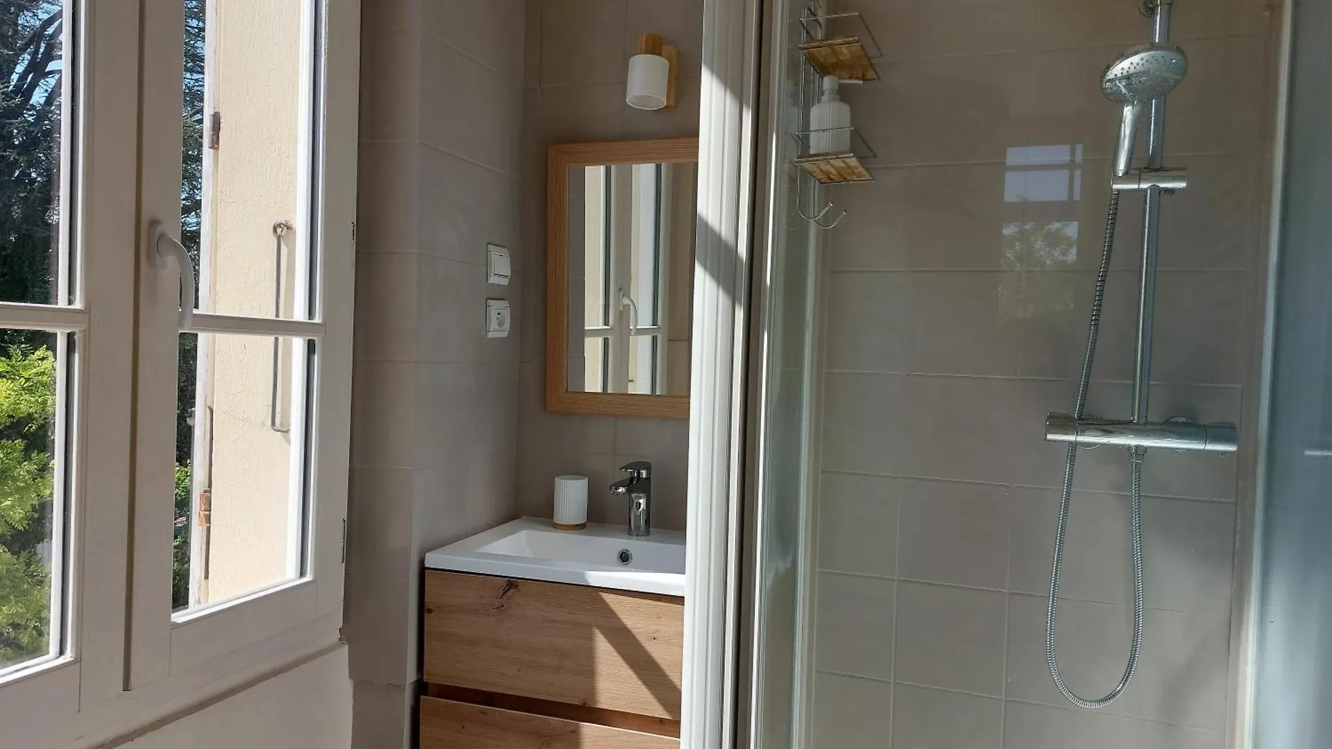 Demeure Urbaine Appartement Romans-sur-Isère Accommodatie bij particulieren